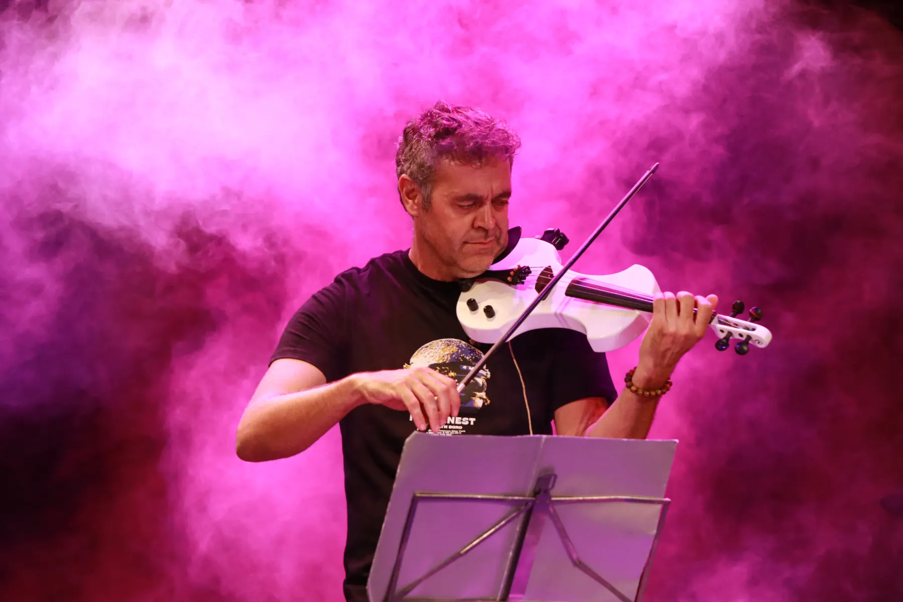 Fotografía de música en directo de Manialgara — selección 005