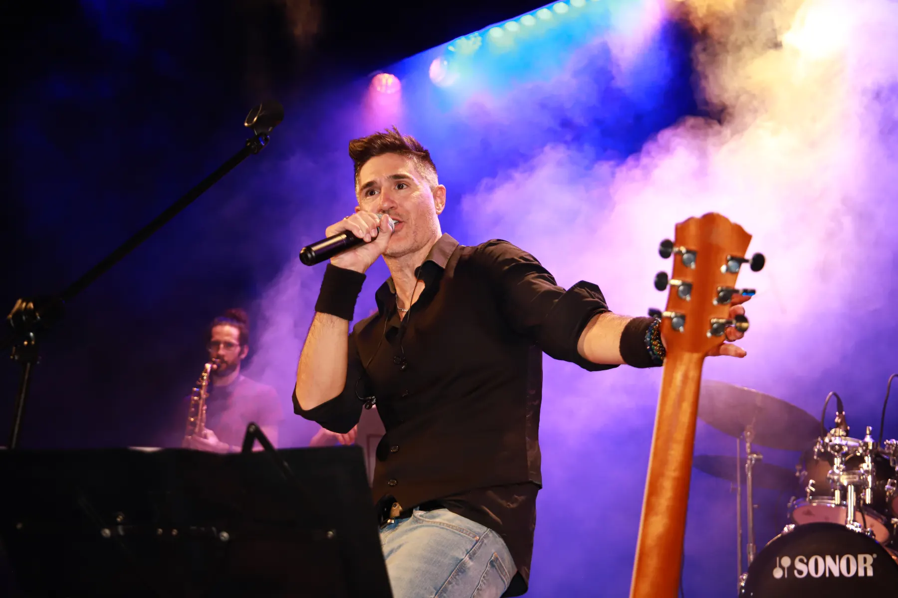 Fotografía de música en directo de Manialgara — selección 008